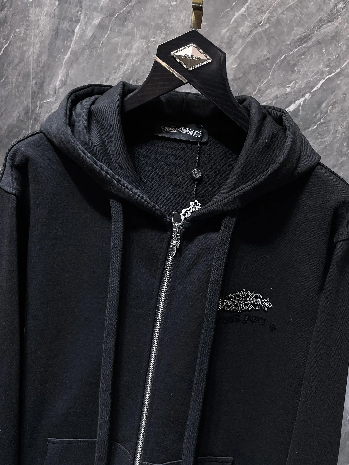 P270 Chrome Hearts Autumn and Winter 2025 counter synchronization❤️ Heavy-duty horseshoe Sanskrit letter hooded sweatshirt, hot diamond ➕ silicone ➕ flocking, improved customized version 1:1 high-gram weight high-quality fabric Recommended color: white black code number: S, M, L, XL